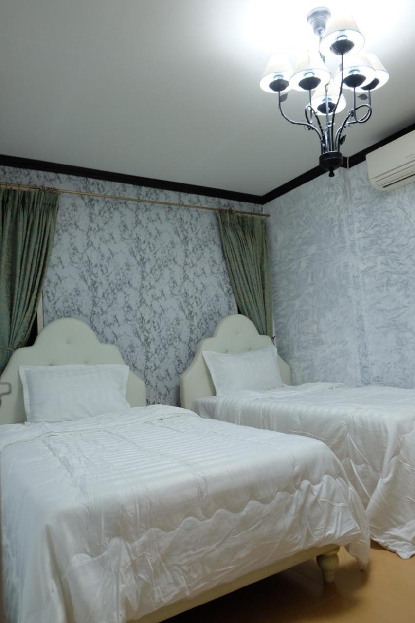 Florentino Hostel Rayong Eksteriør bilde